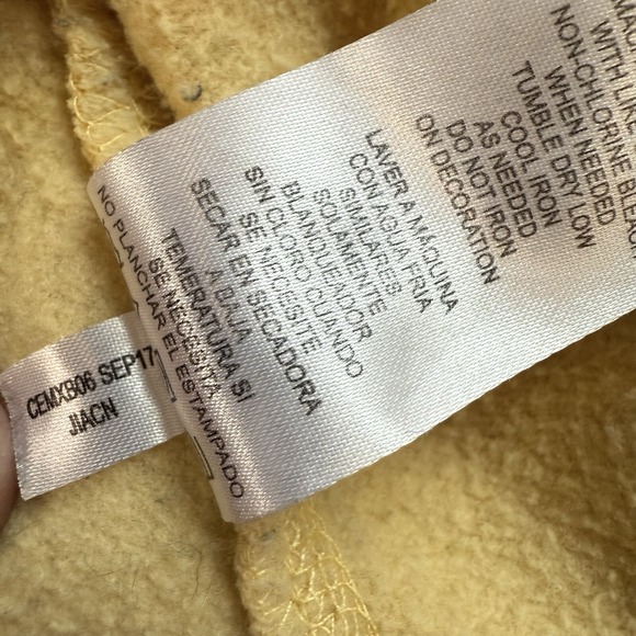 University Of Washington Embroidered Logo Sweatshirt Champion Unisex Med Yellow - Picture 7 of 11